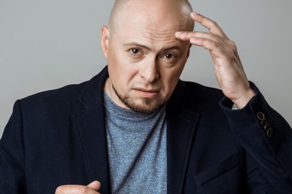 Difficoltà lavorative dovute ad alopecia e mancanza di autostima.