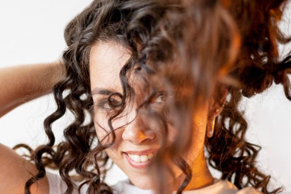Aumenta la lucentezza dei tuoi capelli con questo segreto.