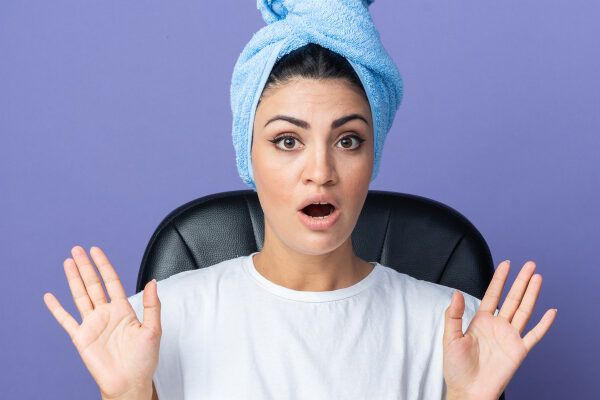 Va bene lavarsi i capelli tutti i giorni?